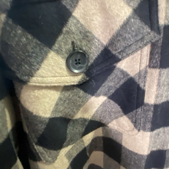 Good American Oversized Plaid Shacket Plus Size 3X (5-6) Putty Black Buffalo - Picture 4 of 7